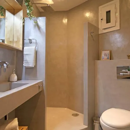 The 4 Travellers Thessaloniki 塞萨洛尼基 Exterior photo